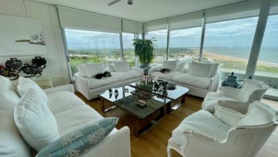 Alquiler Temporada Apartamento Duplex en Punta Ballena