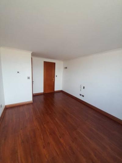 Se alquile departamento en San Borja, av las artes