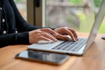 Comparto pequeño espacio para profesional arquitecto o contador 