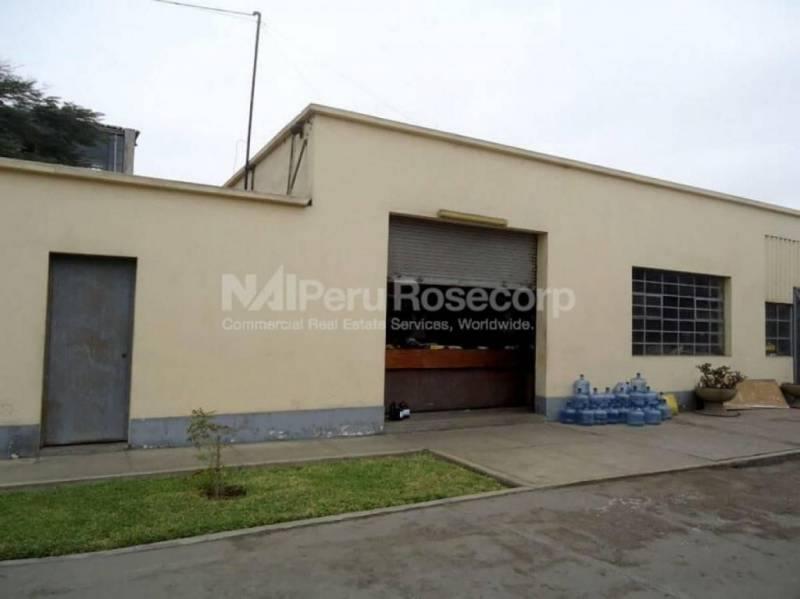 Venta de Local Industrial en Cercado de Lima 1,500 m²