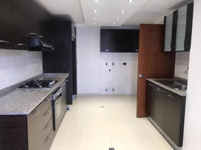 Se alquile departamento en JESÚS MARÍA, AV SAN FELIPE 