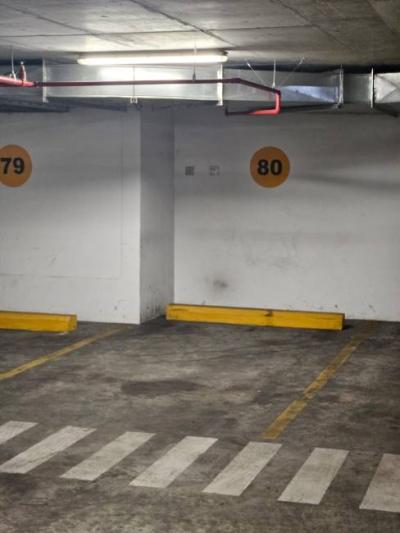 Estacionamiento en Centro Financiero de San Isidro, Edificio ICHMA