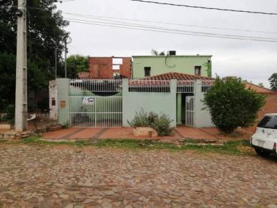 Terreno con Casa a Refaccionar o Demoler en Venta Villa Elisa Barrio Gloria María 