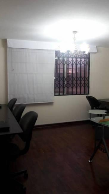 Vendo Oficina 89 m², Zona Univ Ricardo Palma, Seguridad Estacionamiento Surco