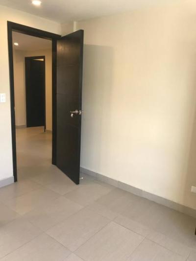 ALQUILER DE DEPARTAMENTO EN SURQUILLO EN SERGIO BERNALES