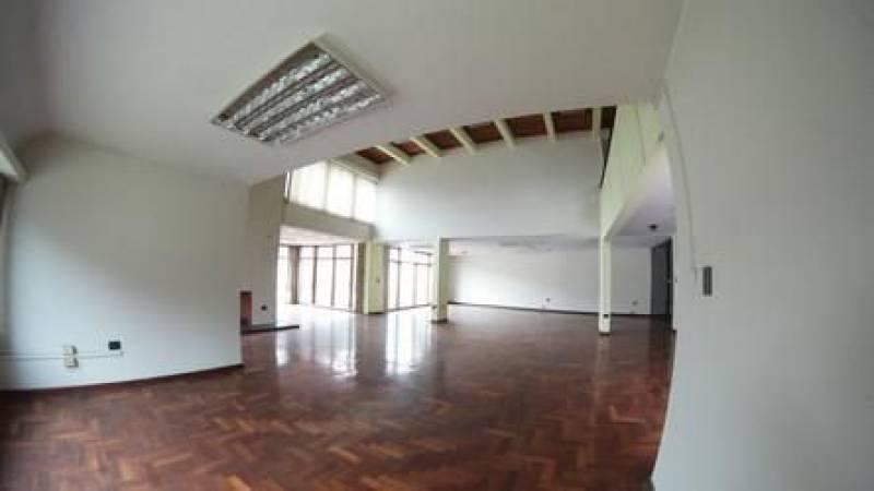 Alquiler San Isidro Casa de 1400 m², Para Empresas, Instituciones