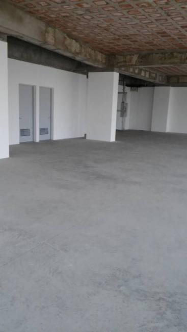 Se Alquila Oficina de 270m2 más cocheras en Park Office-Molina