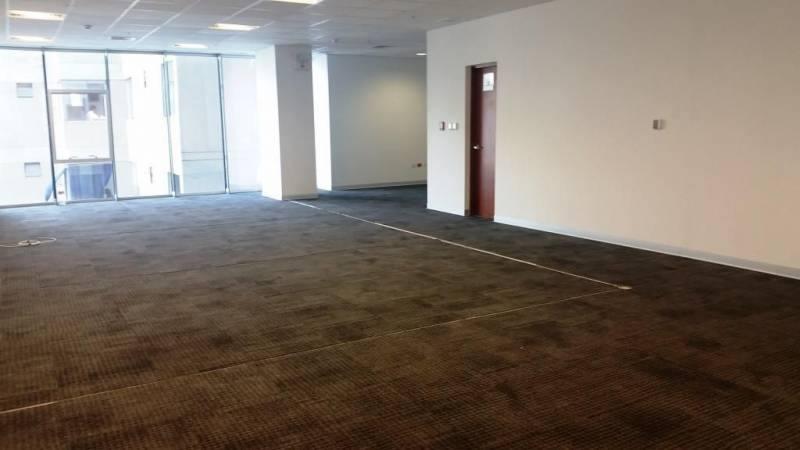 ALQUILER OFICINA 105m2 RECAVARREN MIRAFLORES