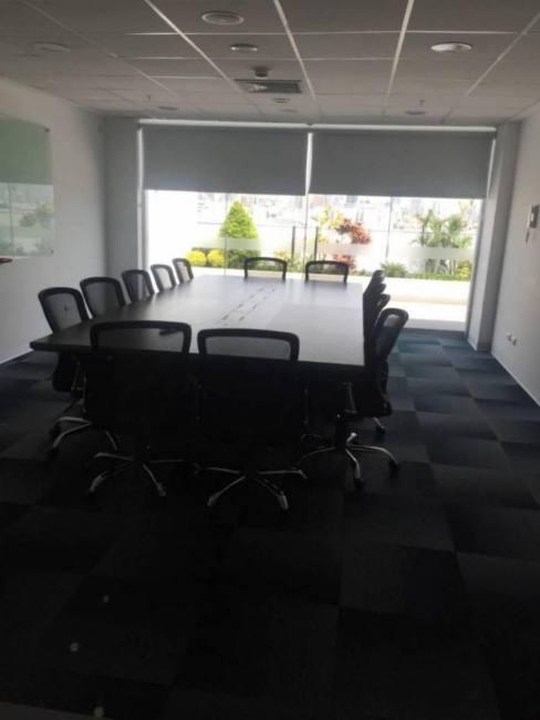 Alquilo Moderna y Práctica Oficina 8m2 con áreas Comunes en edificio Empresarial en Miraflores