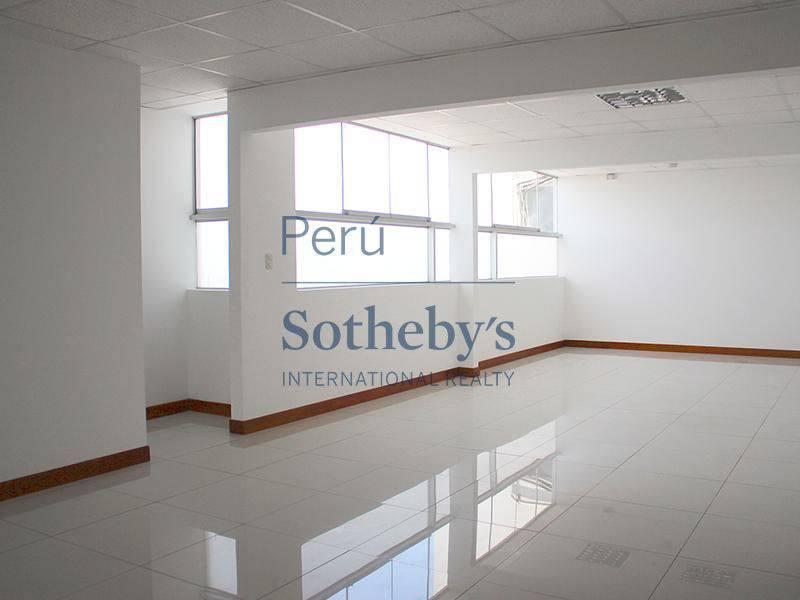 Exclusiva Oficina en Centro Empresarial, Miraflores