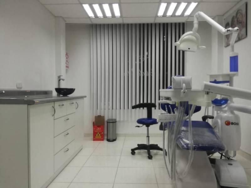 Alquilo Consultorio Dental en La Molina