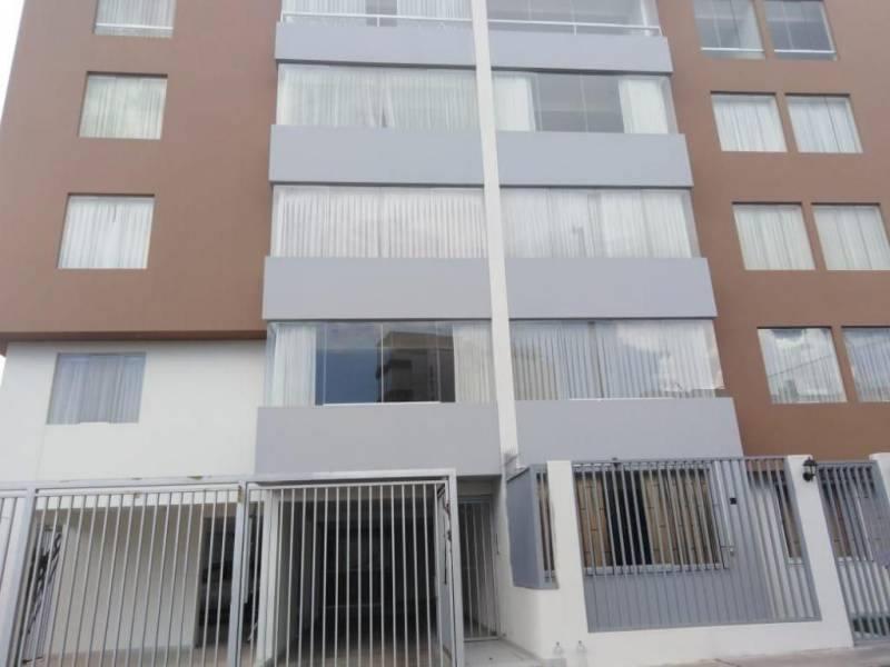 SE VENDE DEPARTAMENTO 3ER PISO URB. MIRASOL CAYMA