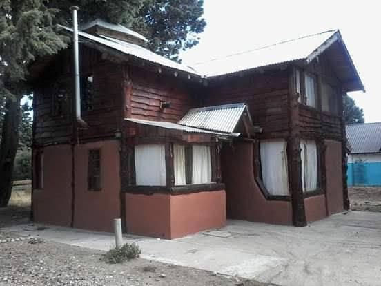 Casas En Dina Huapi. A 600mts Del Lago