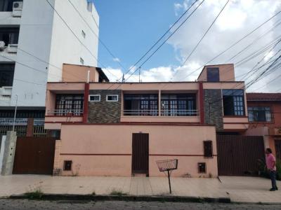 Casa En Venta Centrica Prolongacion Buenos Aires Nro 243.