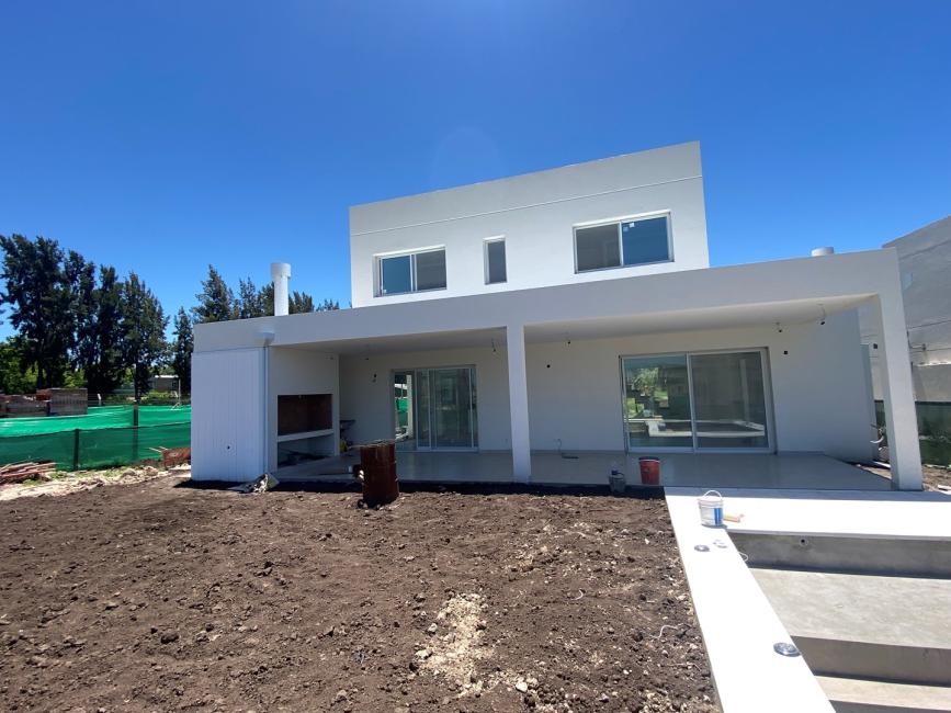 Casa 3 dormitorios en venta en Villanueva, Tigre