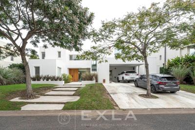 Casa 4 dormitorios en venta en Nordelta, Tigre