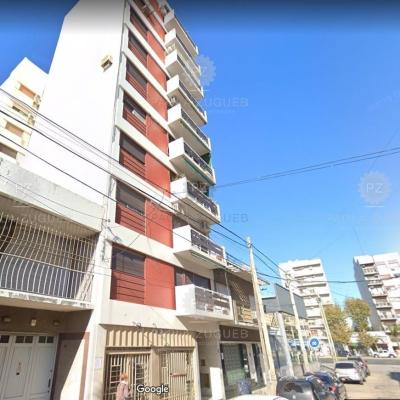 Departamento 2 dormitorios en venta en Crucesita, Avellaneda