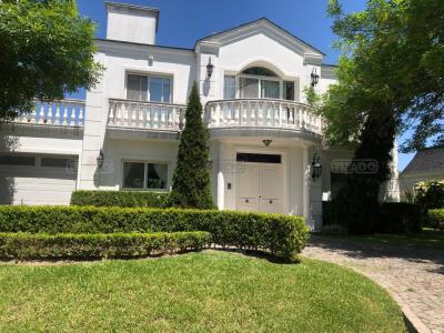 Casa 3 dormitorios en venta en Francisco Álvarez, Moreno