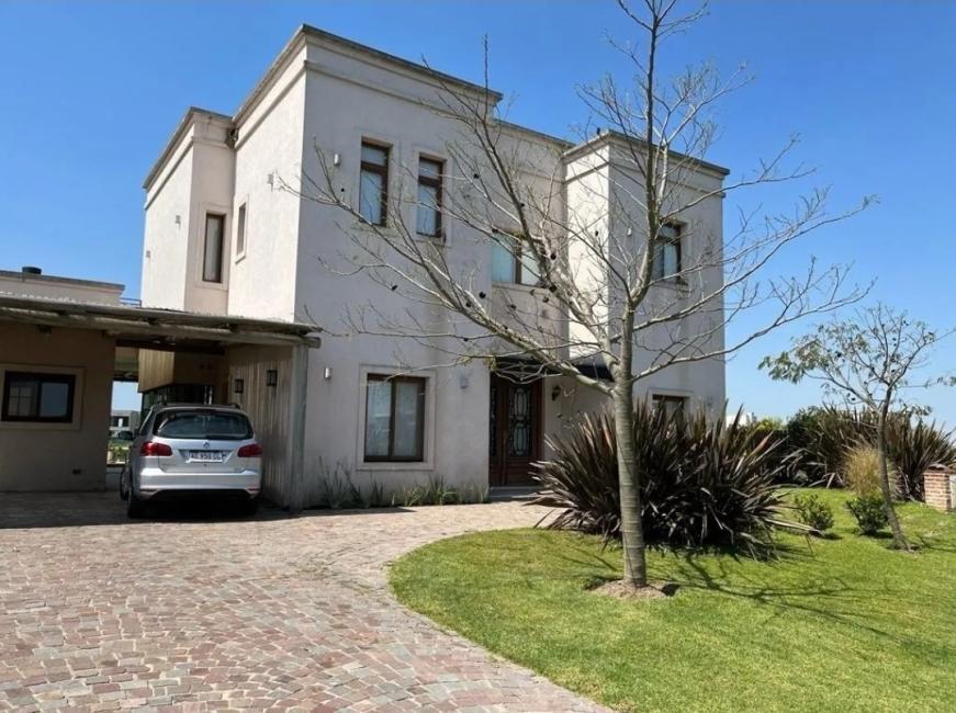 Casa 3 dormitorios en venta en El Canton, Escobar