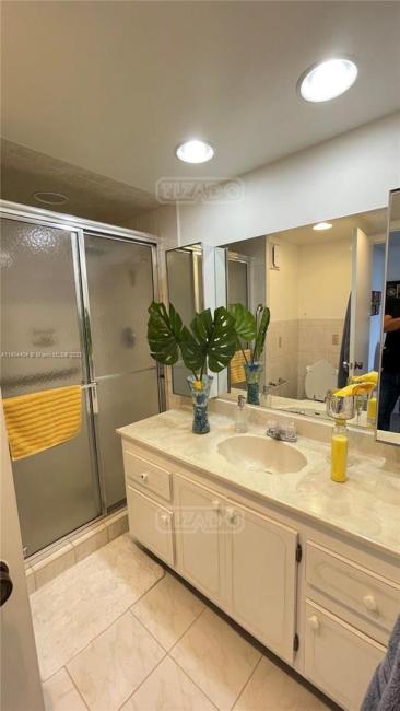 Departamento 2 dormitorios en venta en Miami