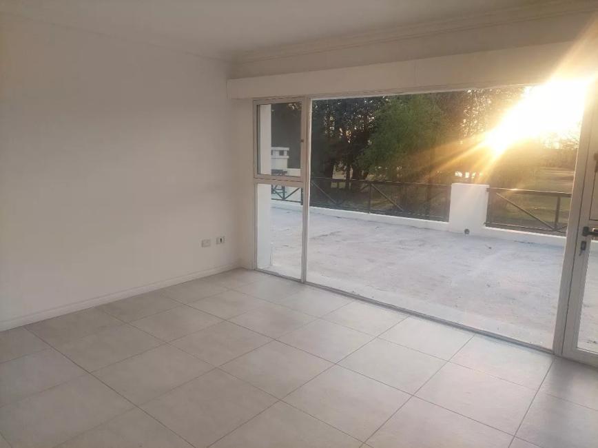 Casa 5 dormitorios en venta en Boca Raton, Pilar