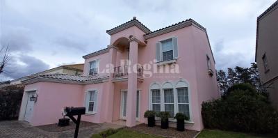 Casa 3 dormitorios en alquiler en Nordelta, Tigre