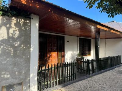 Casa 1 dormitorios en venta en Moron