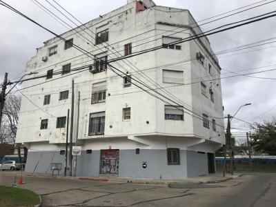 Departamento 2 dormitorios en venta en Castelar, Moron