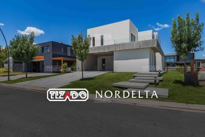 Casa 5 dormitorios en venta en Nordelta, Tigre