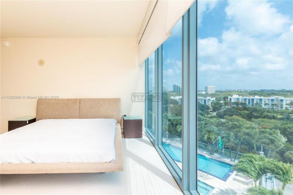 Departamento 2 dormitorios en venta en Miami, Miami
