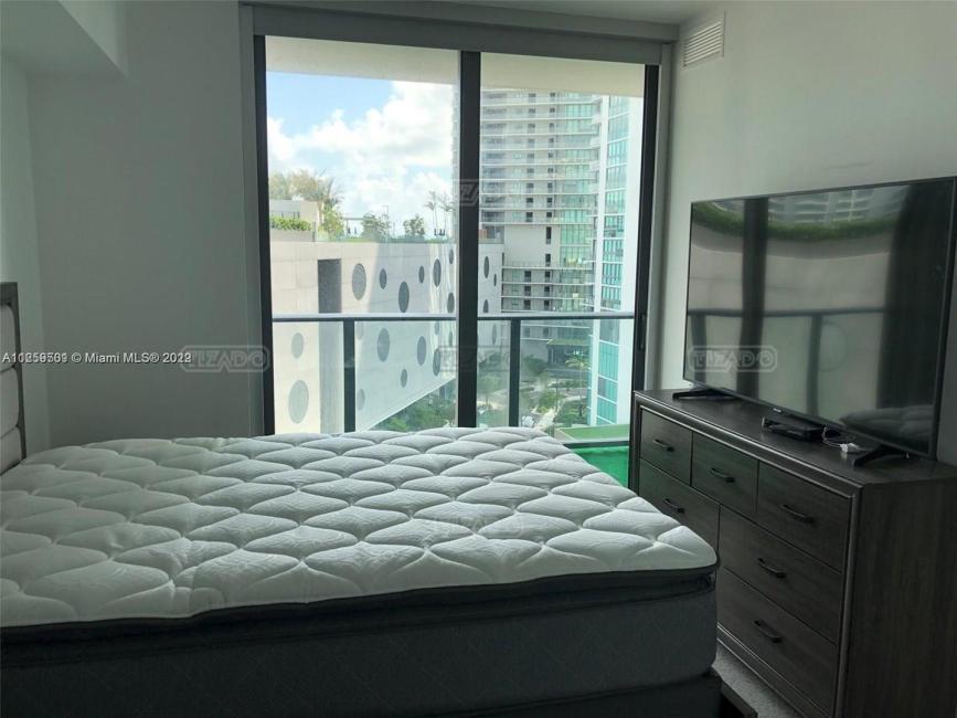 Departamento 1 dormitorios en venta en Edgewater, Miami
