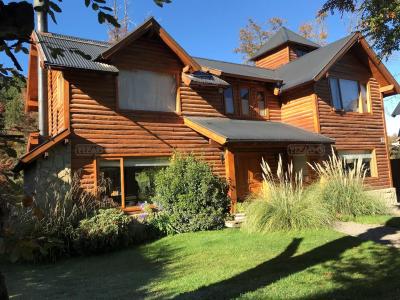 Casa 3 dormitorios en venta en Los Robles, San Martin de los Andes