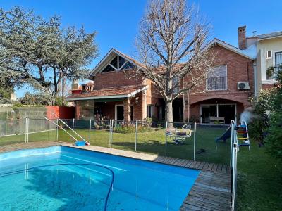 Casa 4 dormitorios en venta en Villa Adelina, Vicente Lopez