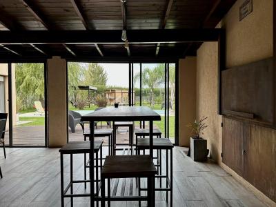 Casa 4 dormitorios en venta en Villanueva, Tigre