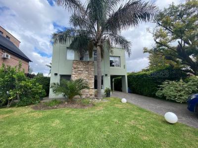 Casa 3 dormitorios en venta en Francisco Álvarez, Moreno