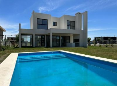 Casa 3 dormitorios en alquiler en Nordelta, Tigre