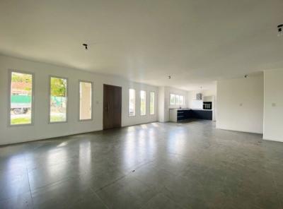 Casa 3 dormitorios en venta en San Sebastian, Escobar