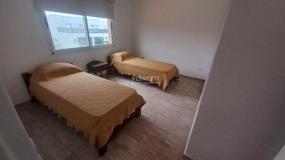 Casa 3 dormitorios en alquiler temporario en Lagos de Canning, Esteban Echeverria