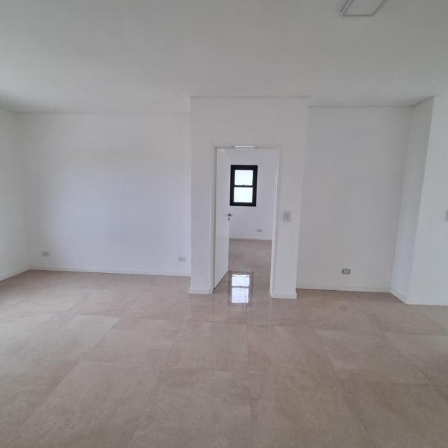 Casa 4 dormitorios en venta en Puertos, Escobar