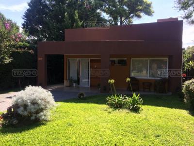 Casa 2 dormitorios en alquiler en Banco Provincia, Moreno