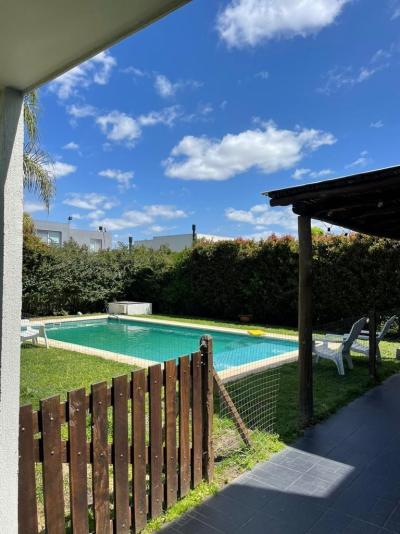 Casa 3 dormitorios en alquiler temporario en General Pacheco, Tigre