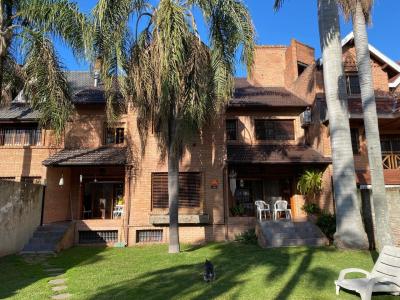 Casa 4 dormitorios en venta en Acassuso, San Isidro