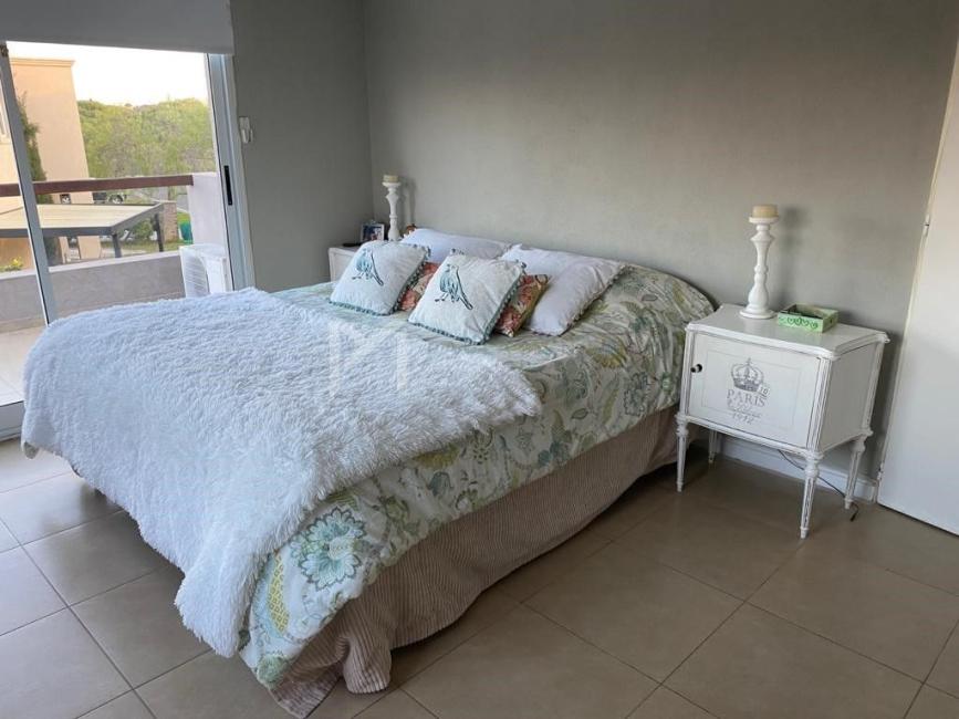 Casa 3 dormitorios en alquiler temporario en Santa Catalina, Lujan