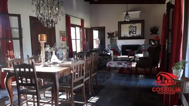 Casa 4 dormitorios en venta en Manzanares, Pilar