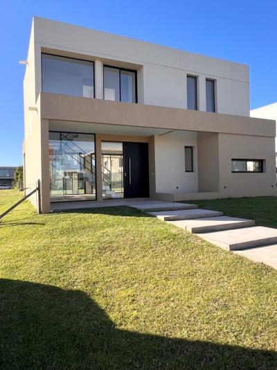 Casa 3 dormitorios en venta en Nordelta, Tigre