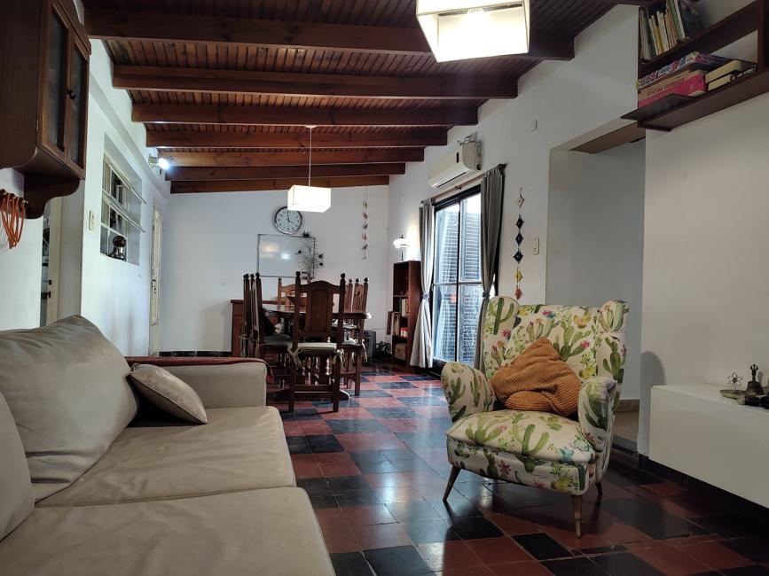 Casa 3 dormitorios en venta en Los Hornos, La Plata