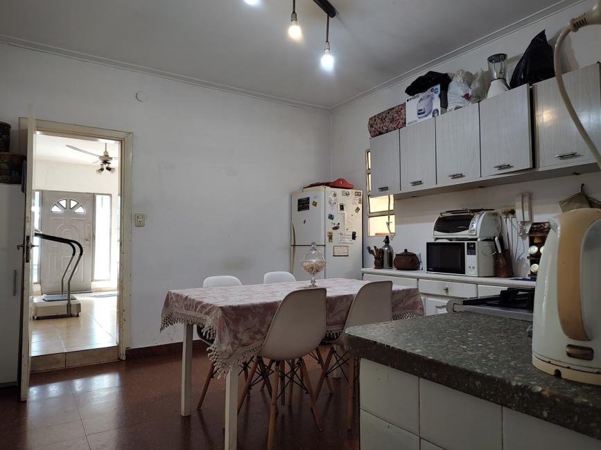 Casa 3 dormitorios en venta en Los Hornos, La Plata