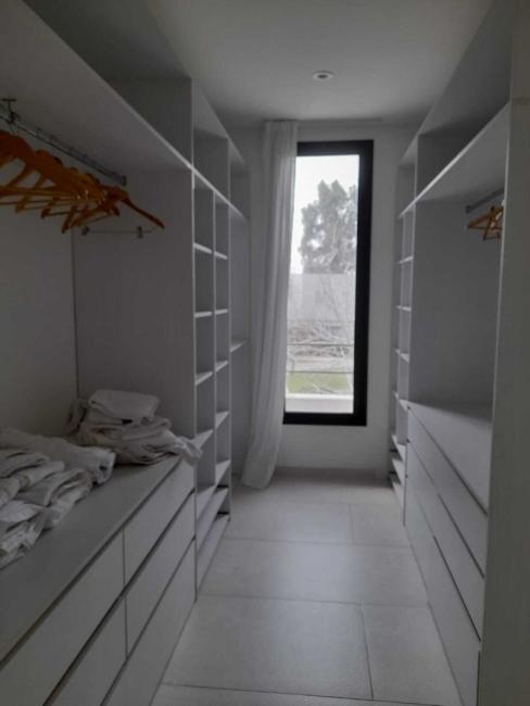 Casa 3 dormitorios en alquiler temporario en General Pacheco, Tigre