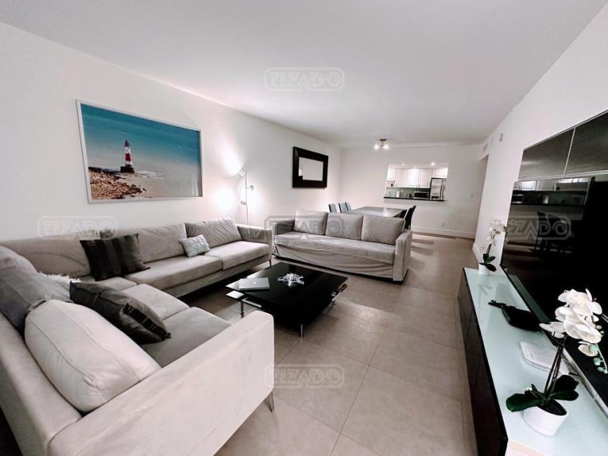 Departamento 1 dormitorios en venta en Sunny Isles, Miami