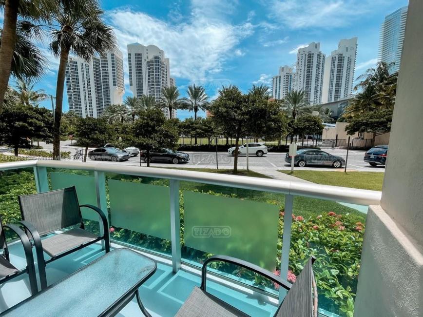 Departamento 1 dormitorios en venta en Sunny Isles, Miami